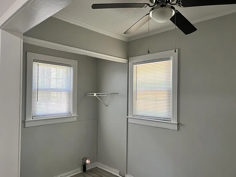 401 Highland St — Photo 5