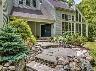 74 Golden Run Rd, Bolton, MA 01740