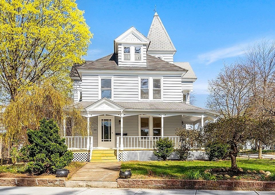 129 Union St, Athol, MA 01331 Zillow