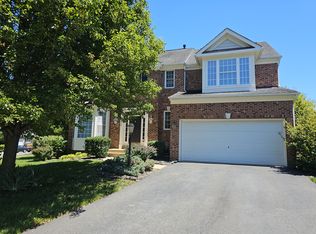 8675 Wales Ct, Gainesville, VA 20155