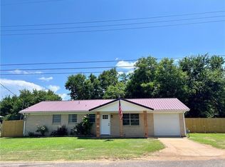 217 Cloos Circle Dr, Ozark, AR 72949
