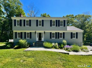 8 Dorado Ct, Wilton, CT 06897