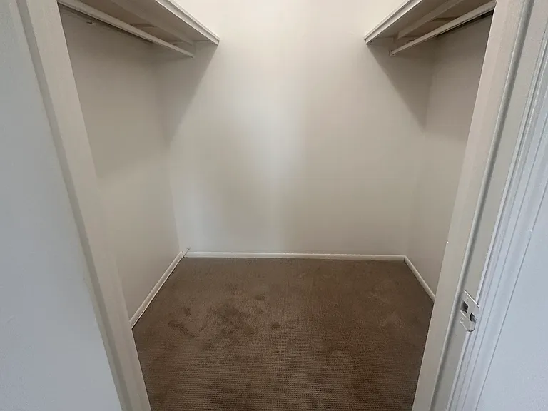 Walk In closet