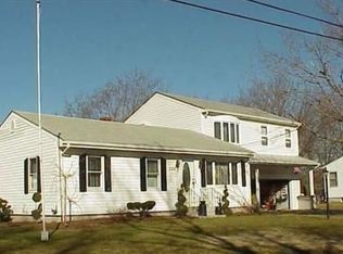 120 Beverly St, Somerset, MA 02726