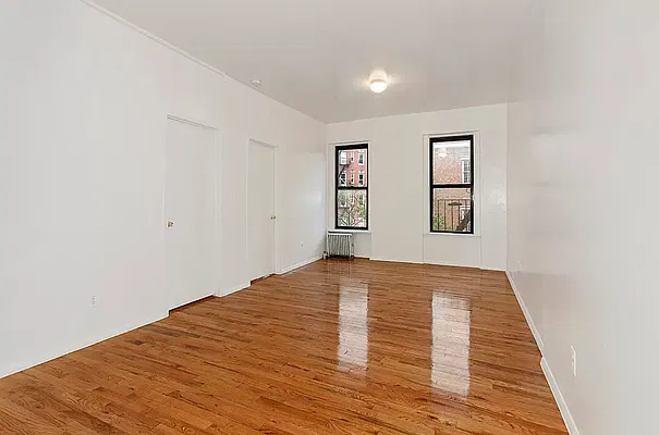 Rented by REAL New York | media 2
