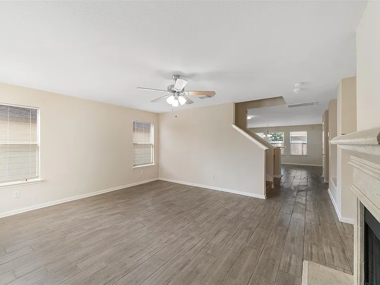 311 Remington Creek Dr — Photo 9