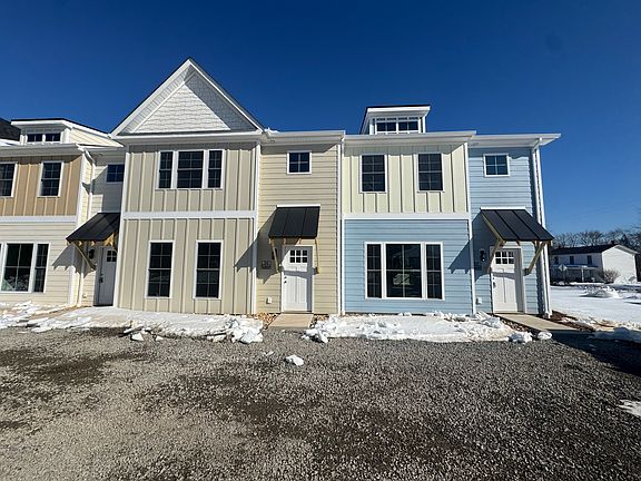 2nd image of 98 Saint Cecelia Ave