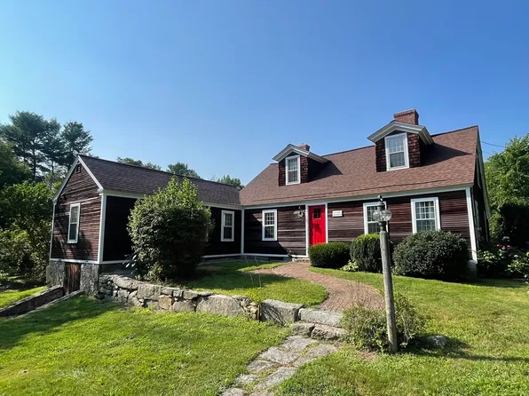 86 Fowler St, Upton, MA 01568
