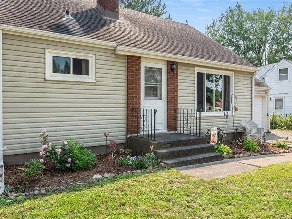 2526 Morris Thomas Rd, Duluth, MN 55811