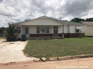 611 S Cedar St #SR, Bristow, OK 74010