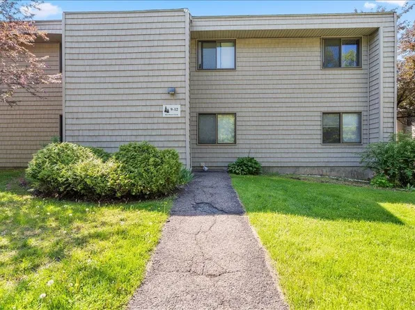11 Hawthorne Circle, South Burlington, VT 05403