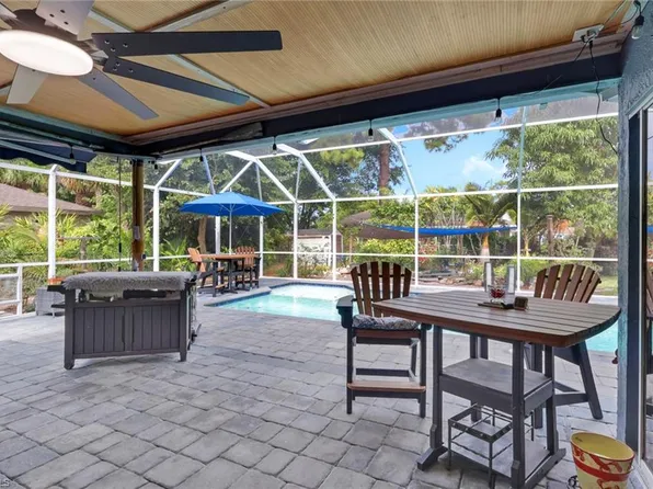 2667 River Reach DR, NAPLES, FL 34104