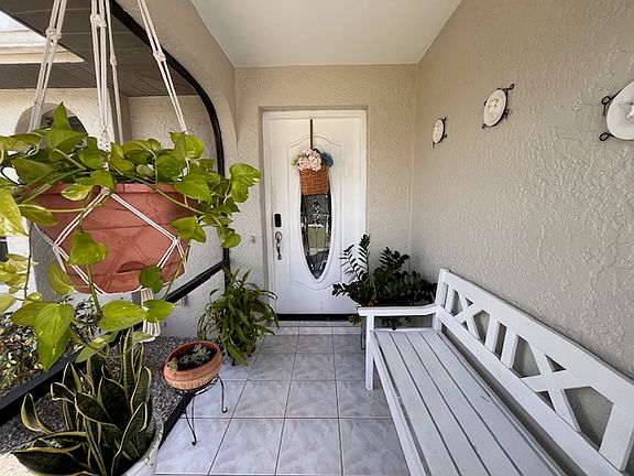2nd image of 2312 SE 8th Ter