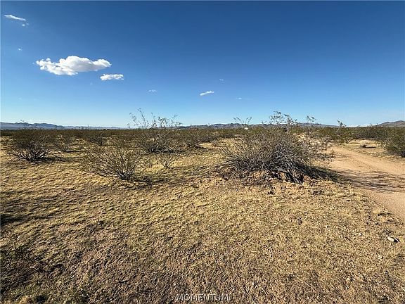 3rd image of 326-09-110 Havasu Road