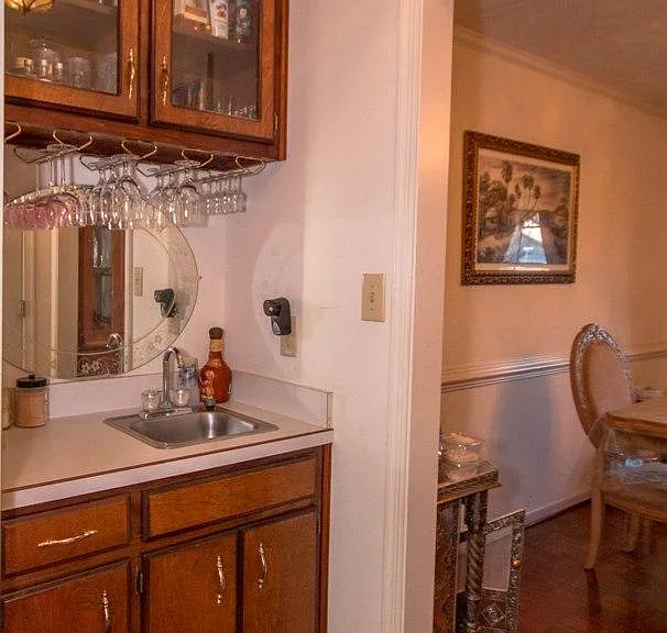 Wet Bar