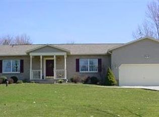 5825 Farview Dr, Clinton, OH 44216