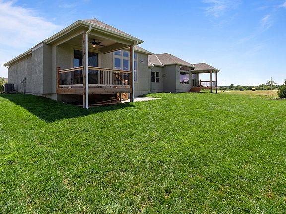 Exterior Images from Paired Villa Prescott