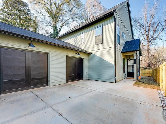 2nd image of 1239 Plaza Ave SW #B