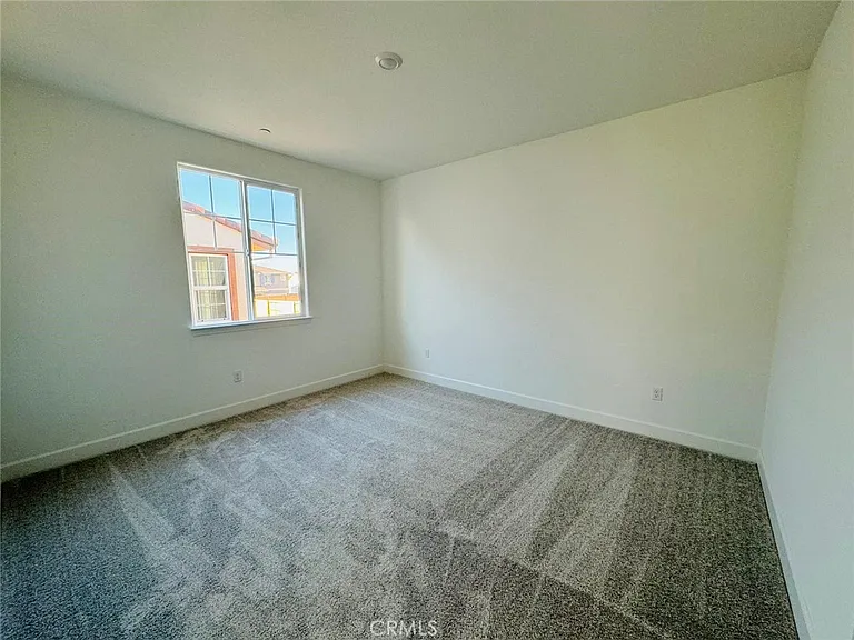 5042 Brooks Cir — Photo 15