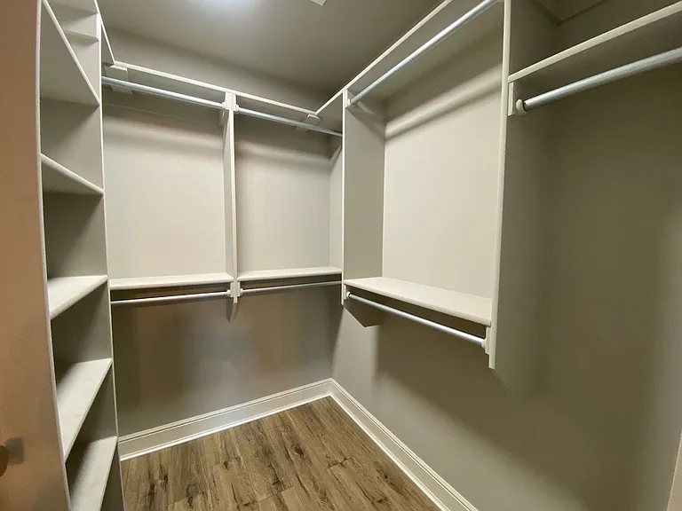 307 S Atoka Ave — Photo 24