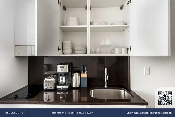 Rented by The Blueground | media 5