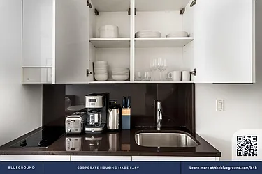 Rented by The Blueground