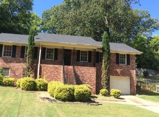 920 Glen Valley Dr, Birmingham, AL 35206