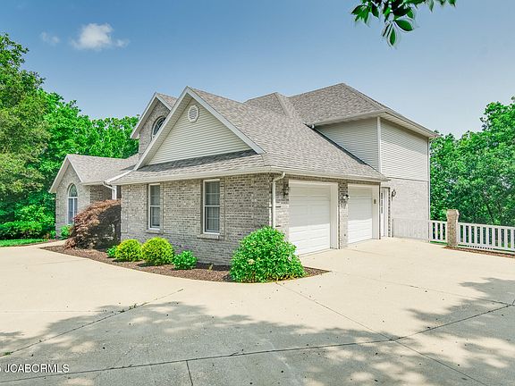 5th image of 221 Westpoint Ct