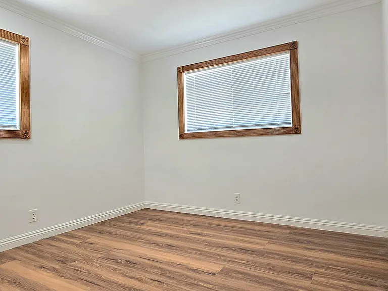700 E Angeleno Ave — Photo 19