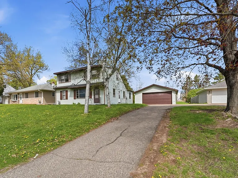 1697 Rose Pl — Photo 27
