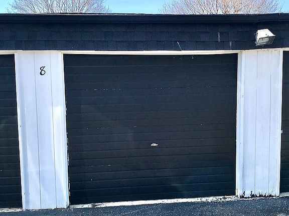 3rd image of 1105 Royal Street George Dr #204