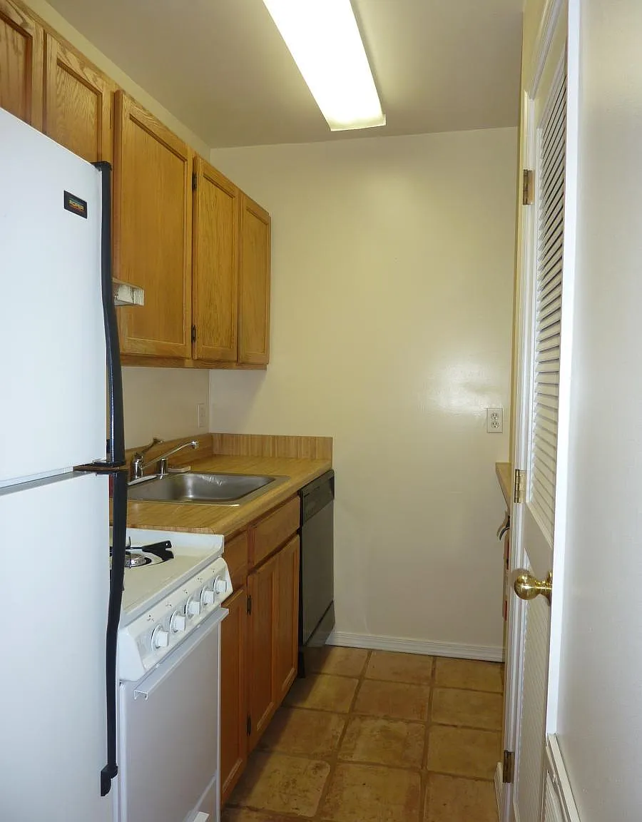 1 bed, $1,650 — Photo 4