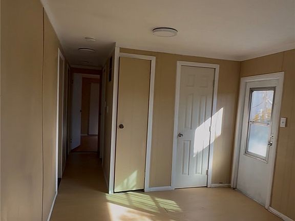 5th image of 1011 W La Cadena Dr Space 30