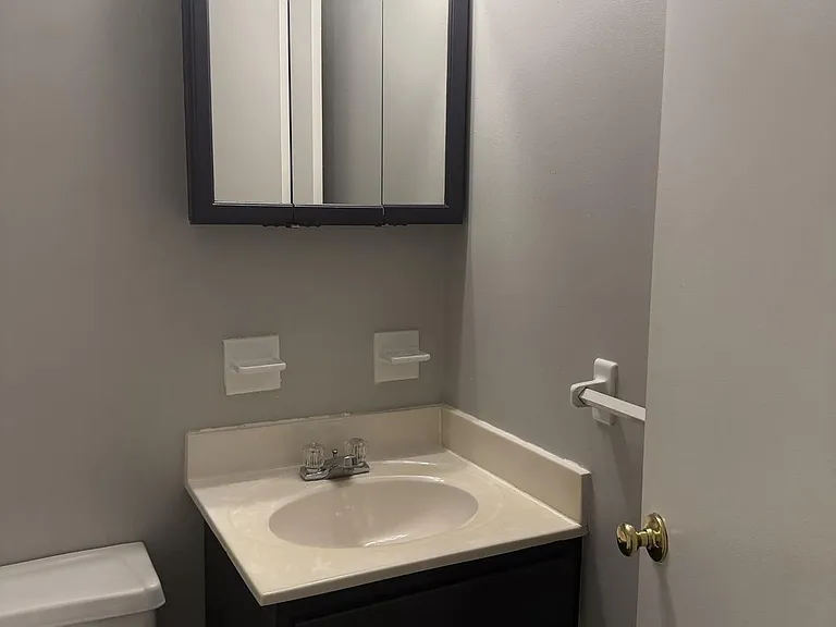 140 Royal Oak Dr #I — Photo 14