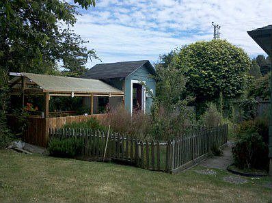 5th image of 1409 Wood St