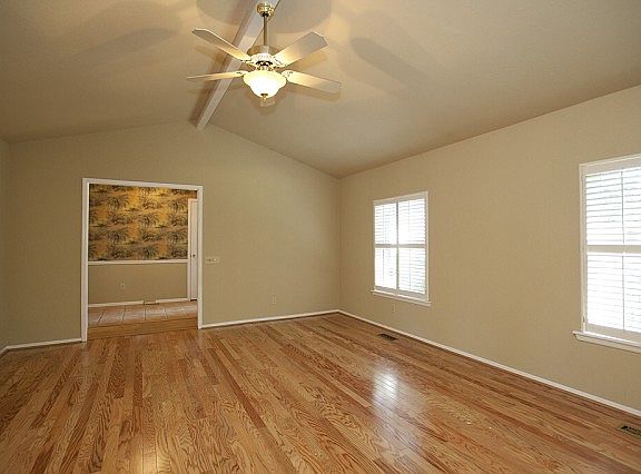 Fabulous vaulted ceiling