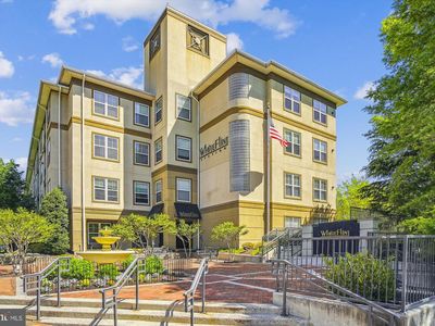 11800 Old Georgetown Rd APT 1422, North Bethesda, MD, 20852