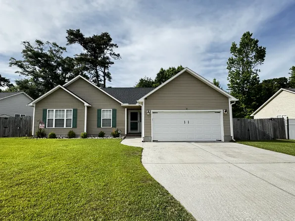 95 Pollard Dr, Jacksonville, NC 28540