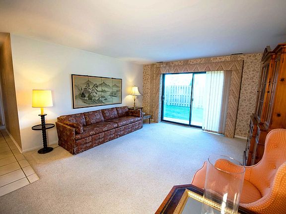3rd image of 1112 Castilian Ct #C118
