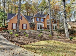 10600 Roxburgh Ln, Roswell, GA 30076