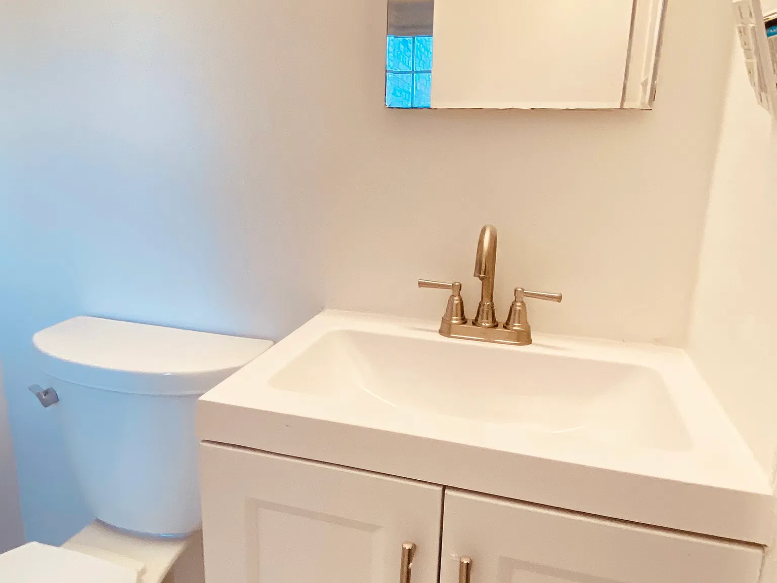 2 bed, 640 sqft, $1,800 — Photo 4