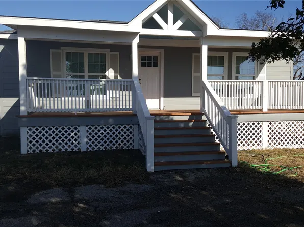 9045 Fm 121, Van Alstyne, TX 75495