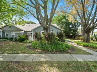 2716 Bentley Dr, Palm Harbor, FL 34684