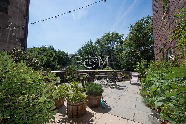Rented by Brick&Mortar | media 13