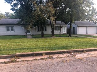 314 Adams St, Fredonia, KS 66736