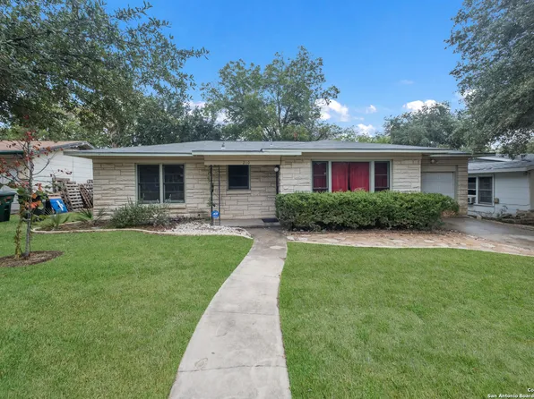 210 WAYSIDE DR, San Antonio, TX 78213