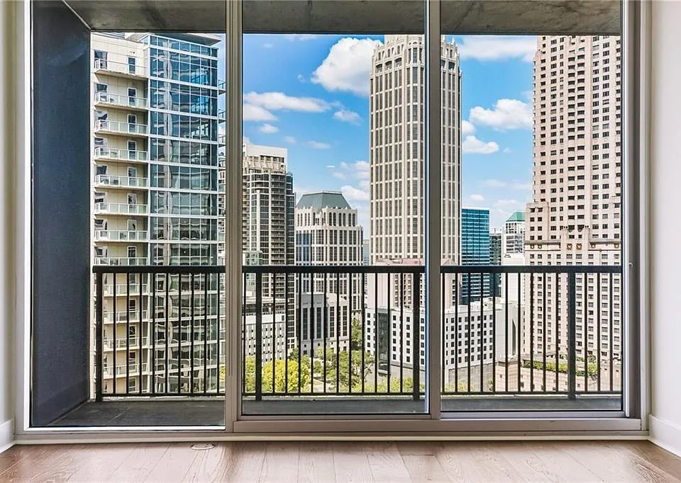 1080 Peachtree St NE #1501