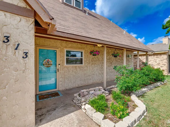 313 E 44th St, San Angelo, TX 76903