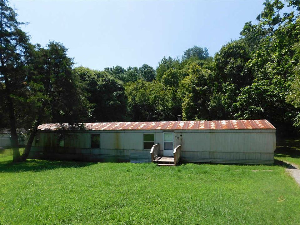 1st image of 942 Calvert Dr