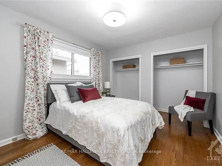 1132 Cline Cres #A — Photo 13